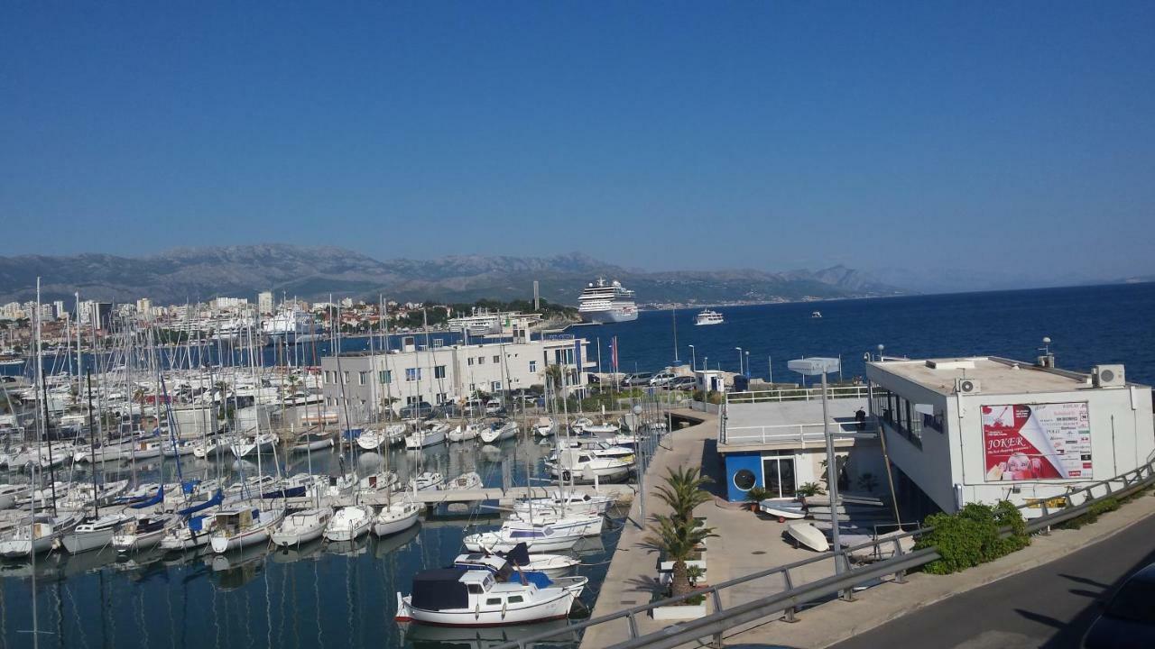 Navis Split Exterior foto